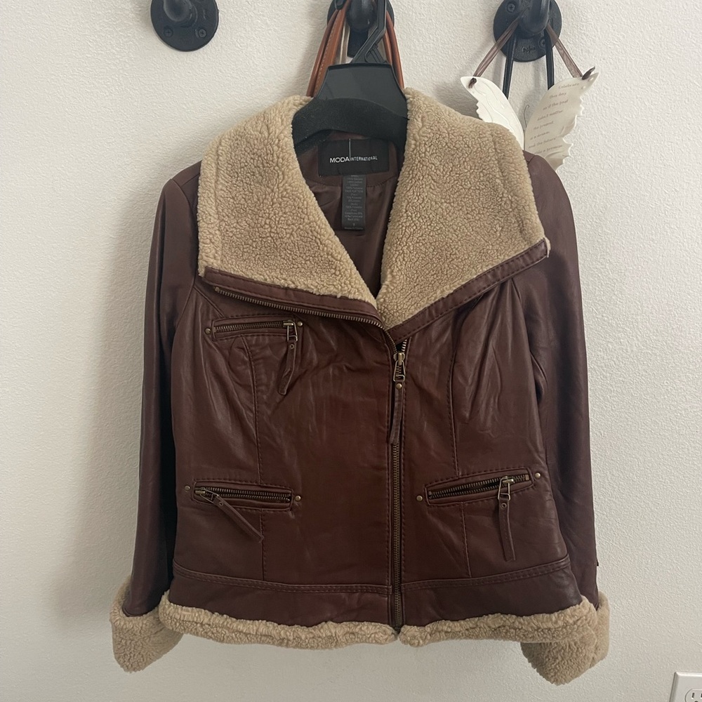 MODA International (Victoria’s Secret) vintage leather bomber